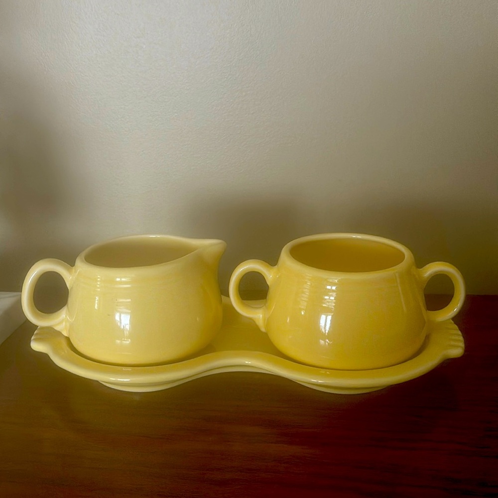 Fiesta creamer and sugar set with tray. With original sticker on the tray